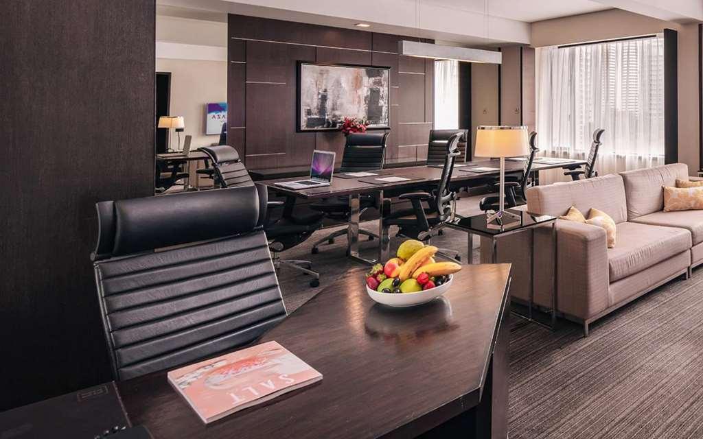 Royal Plaza On Scotts Hotell Singapore Rom bilde Office of the President